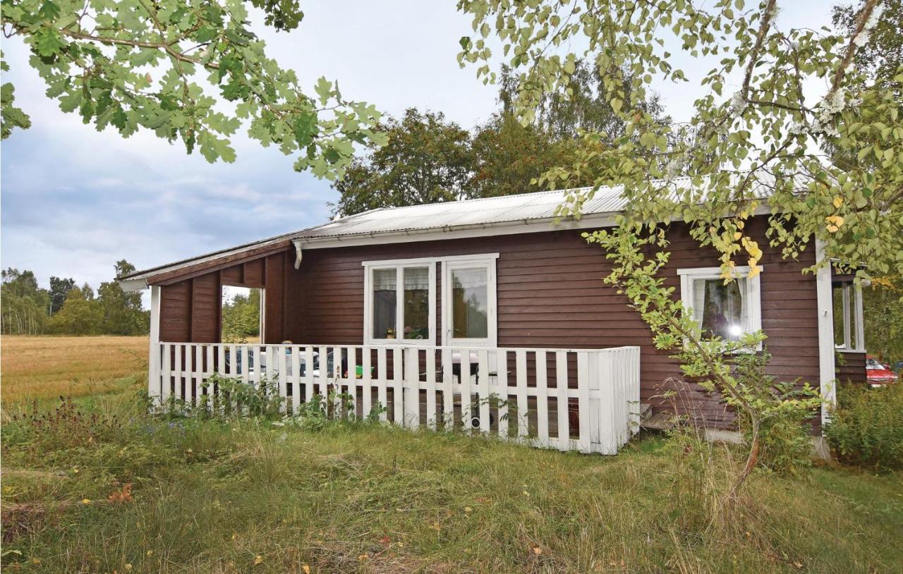 Holiday Home Falkoping 02 Satuna Экстерьер фото